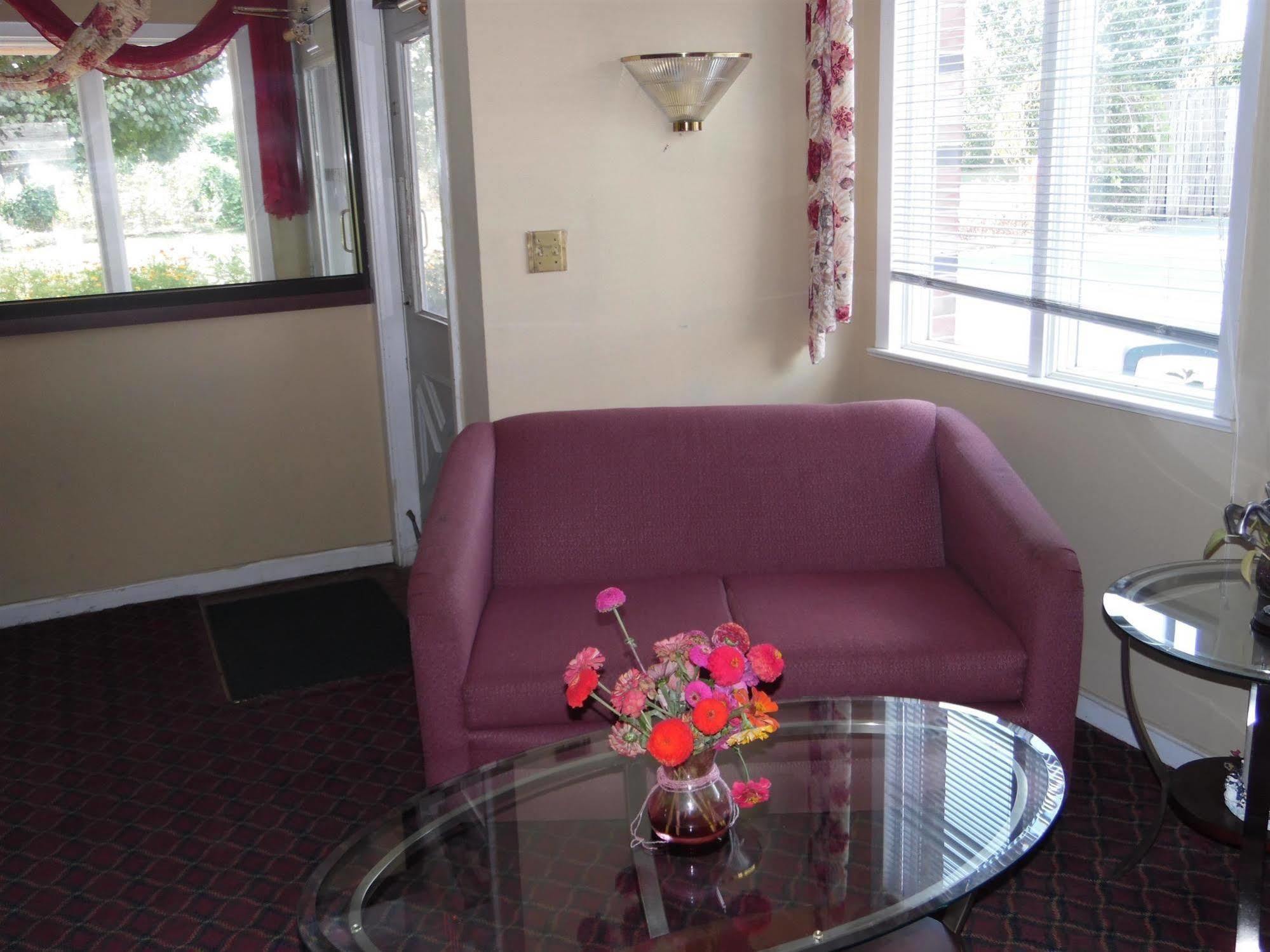 Red Roof Inn Georgetown, Ky ภายนอก รูปภาพ